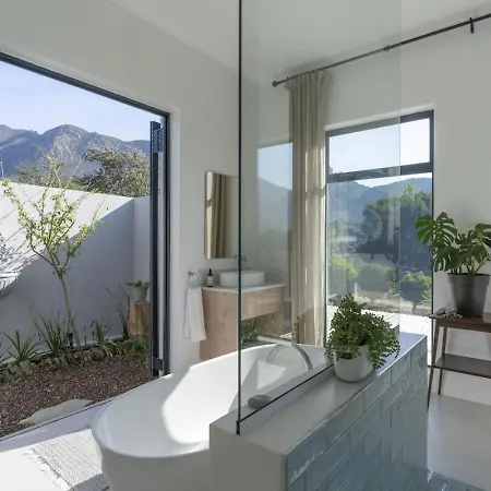 Magnifik Montagu Villa Room photo